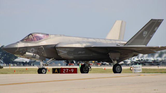 Lockheed F-35C (16-9303) - A USN F-35C taxiing to Basler’s FBO at Oshkosh. br /br /7/28/23