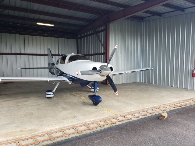 Cessna 400 (N516VK) - Hangared 2015 Cessna TTx/T240/Columbia 400