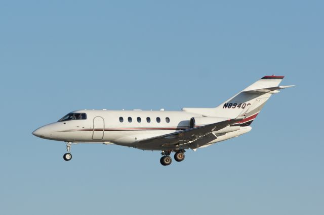 Hawker 800 (N894QS)