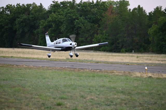 Piper Cherokee (N4362X) - Necedah Airport Flying Tacos Social
