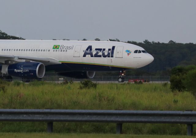 Airbus A330-900 (PR-AIW) - 7/30/23 turning Rwy 35R to Twy N