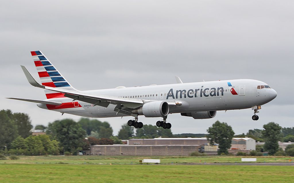 BOEING 767-300 (N384AA) - american b767-323er n384aa diverting to shannon while routing madrid to jfk 20/8/18.