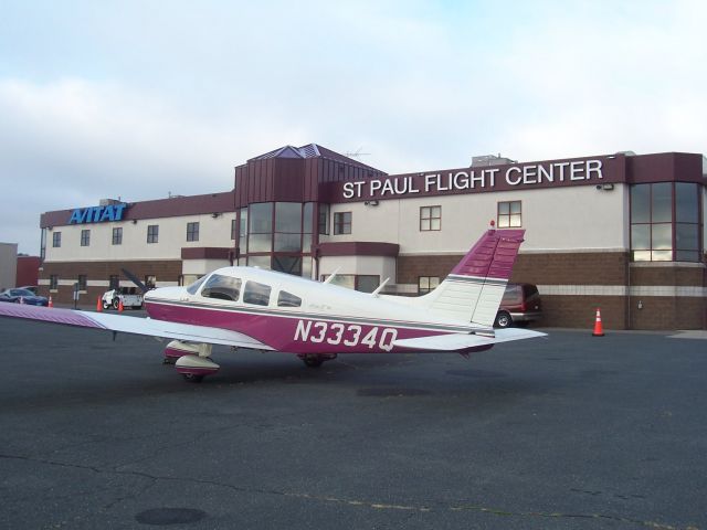 Piper Cherokee (N3334Q)