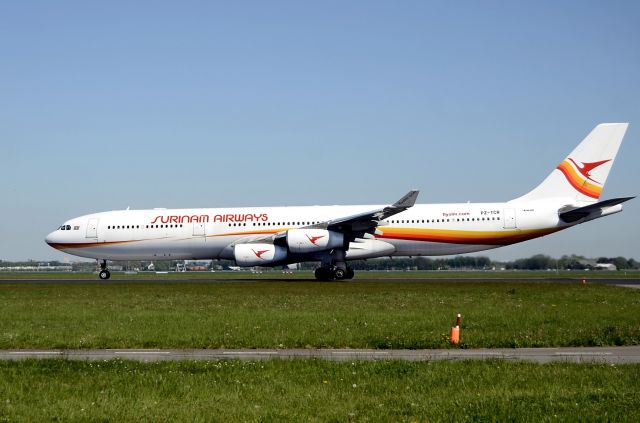 Airbus A340-300 (PZ-TCR)