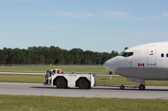 Boeing 737-200 (C-FACP)