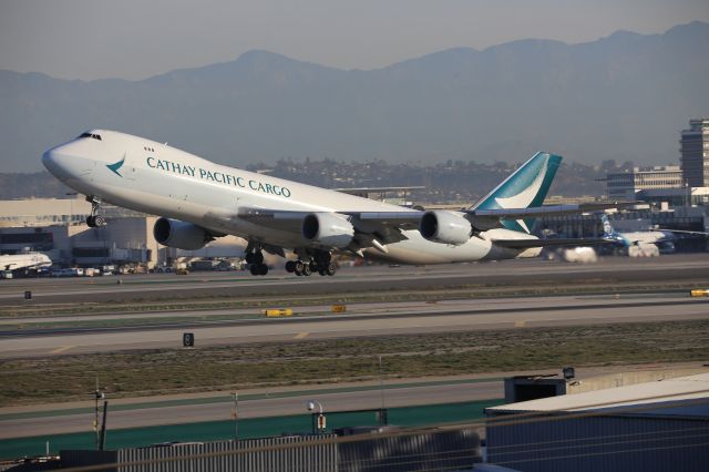 BOEING 747-8 (B-LJE)