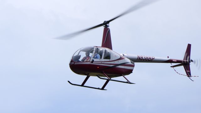 Robinson R-44 (N838BP)