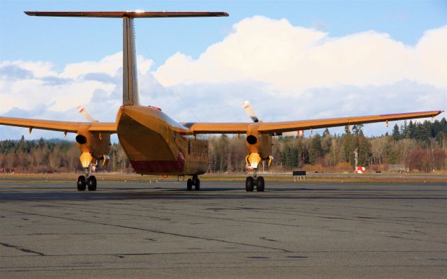 11-5462 — - RCAF 115462 Buffalo taxis to position at Nanaimo, B.C. ( CYCD )