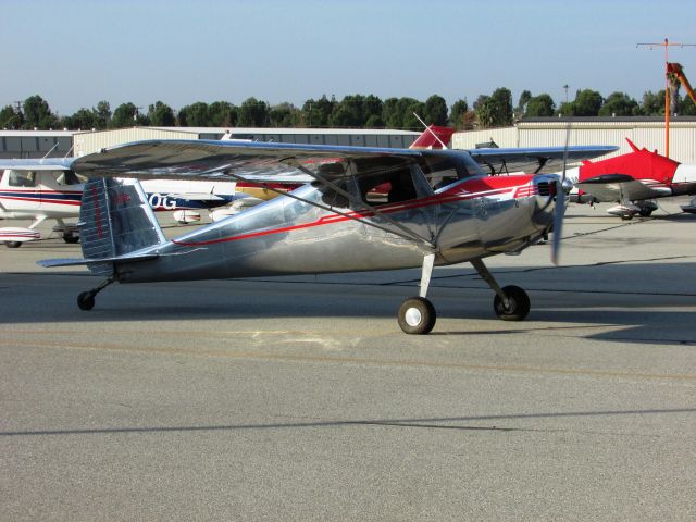 Cessna 140 (N2068N) - Taxiing at Fullerton