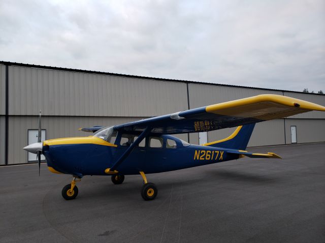 Cessna 206 Stationair (N2617X)