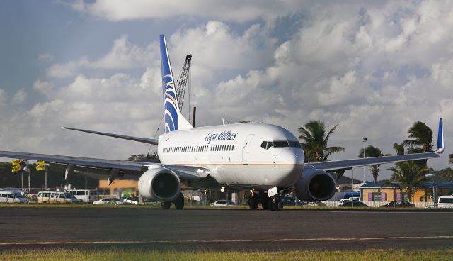 Boeing 737-800 (HP-1528CMP)