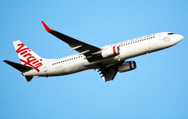 Boeing 737-800 (VH-YFV)