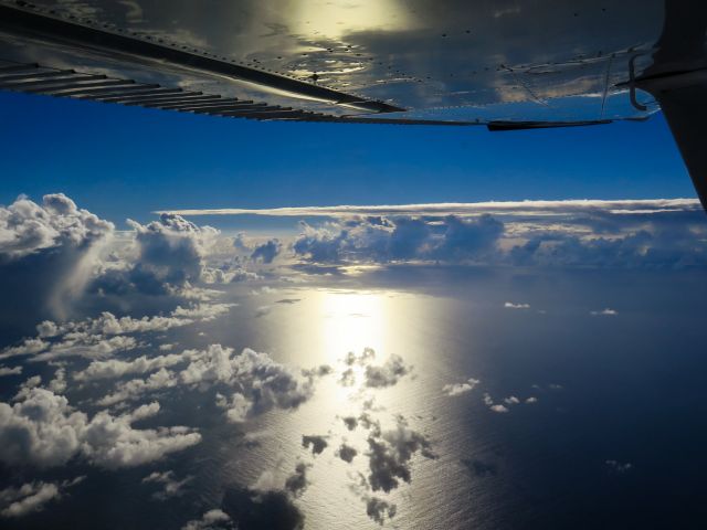 Cessna Skylane (N1967X) - Flying over caribbean sea between Trinidad (TTPP) and Martinique (TFFF)