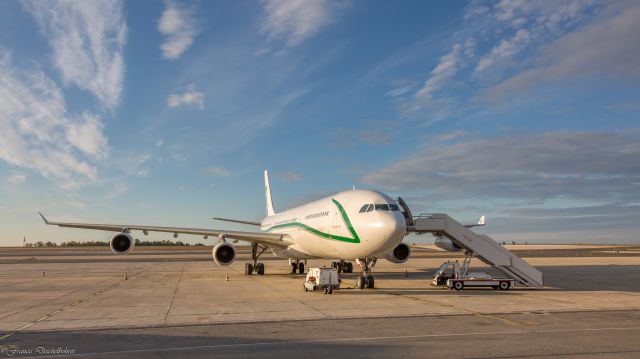 Airbus A340-200 (9H-BIG)