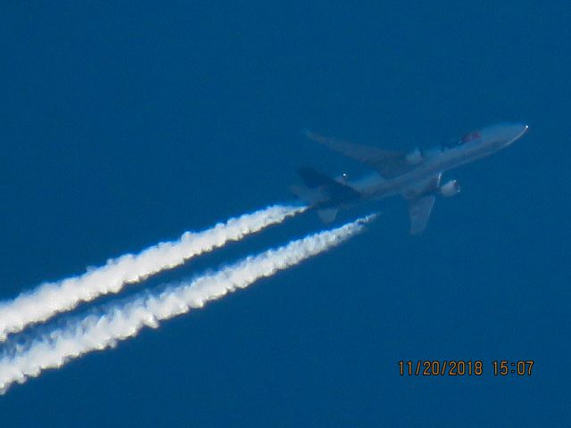 Boeing MD-11 (N522FE)