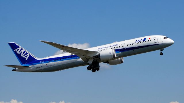 Boeing 787-9 Dreamliner (JA923A) - ANA9399 on rotation from Rwy 16R to begin a delivery flight to HND on 8.15.19. (ln 884 / cn 61523).