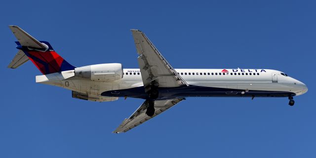 Boeing 717-200 (N892AT)