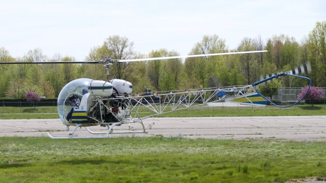 Bell UH-13H (N44SG)