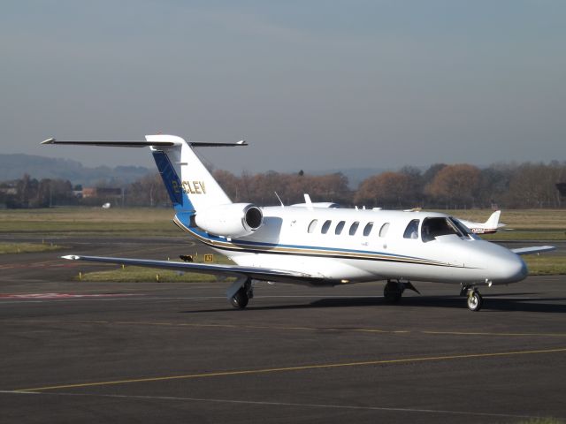 2-CLEV — - Taxing in at Gloucestershire Airport.