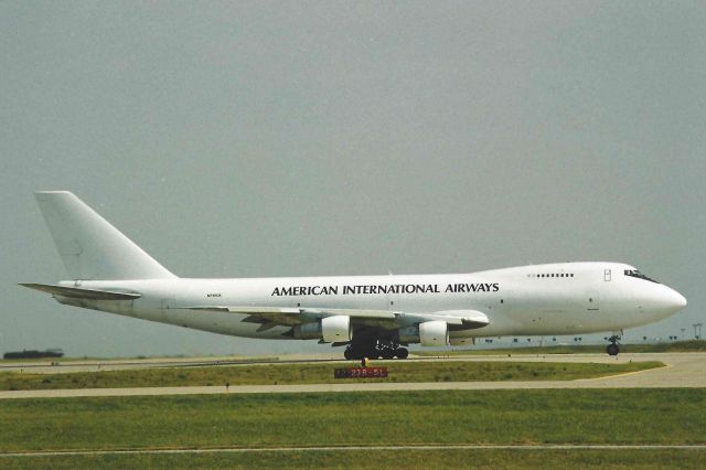 Boeing 747-200 (N710CK)