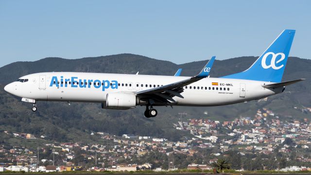 Boeing 737-800 (EC-MKL) - Tenerife Nortebr /02 Feb 2021