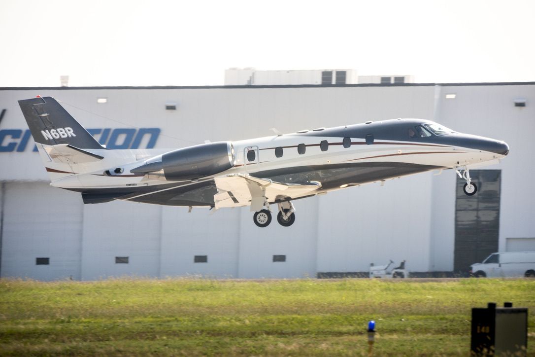 Cessna Citation Excel/XLS (N6BR) - Mach Point Aviation Citation Excel