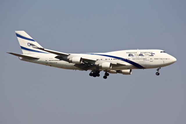 Boeing 747-400 (4X-ELD)