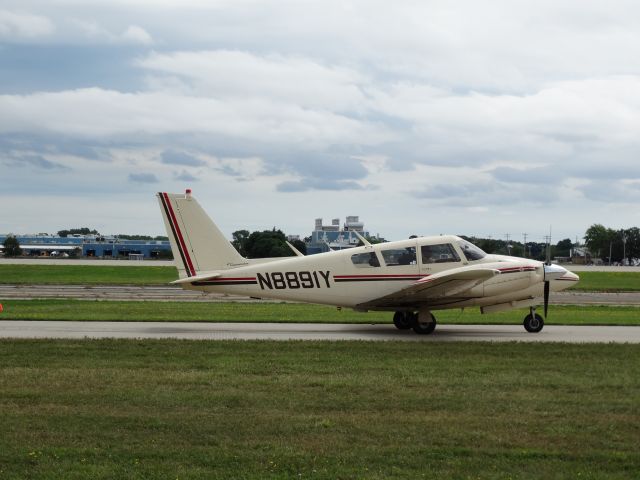 Piper PA-39 Twin Comanche CR (N8891Y) - Piper PA-39 (1970 C/N 39-49)