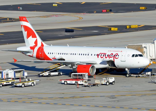 Airbus A319 (C-GKOB)