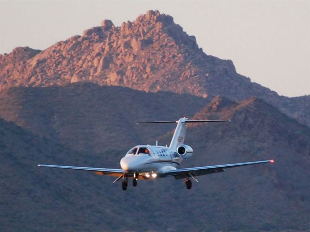 Cessna Citation CJ1 (N521PF)