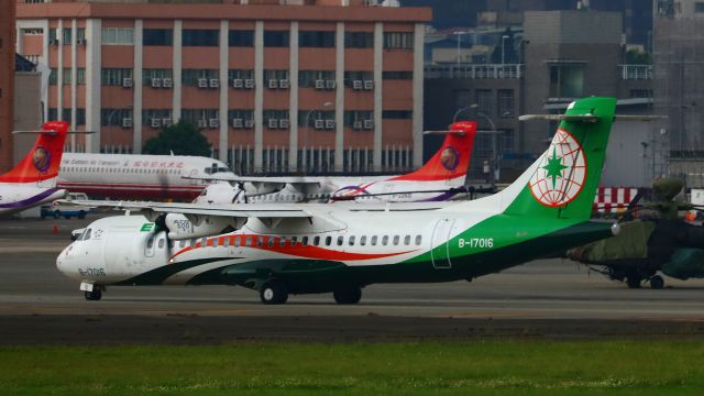 ATR ATR-72 (B-17016)