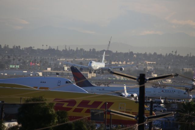 BOEING 747-8 (B-LJI)