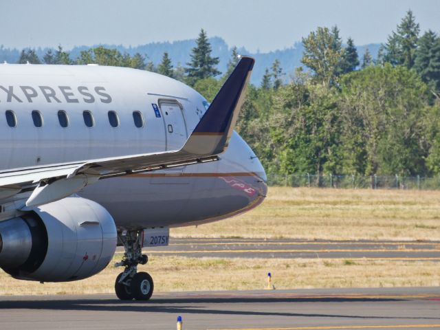 Embraer 175 (N207SY) - Operated by SkyWest