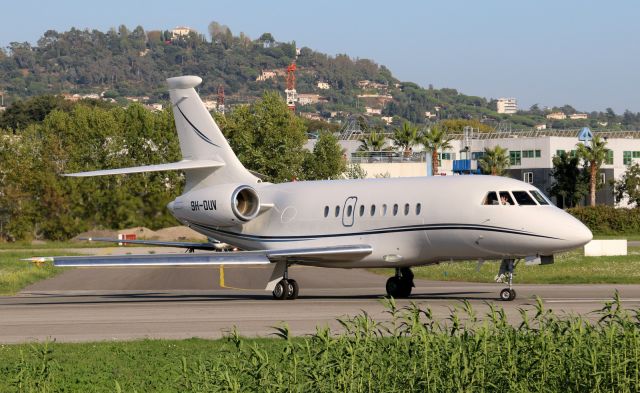 Dassault Falcon 2000 (9H-DUV)