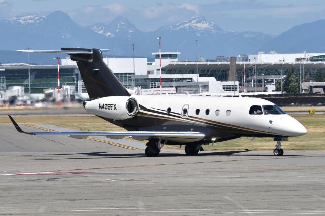 Embraer Legacy 450 (N405FX)