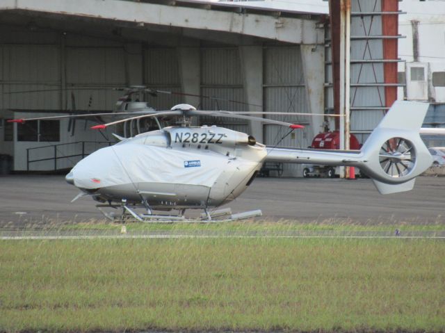 KAWASAKI EC-145 (N282ZZ)