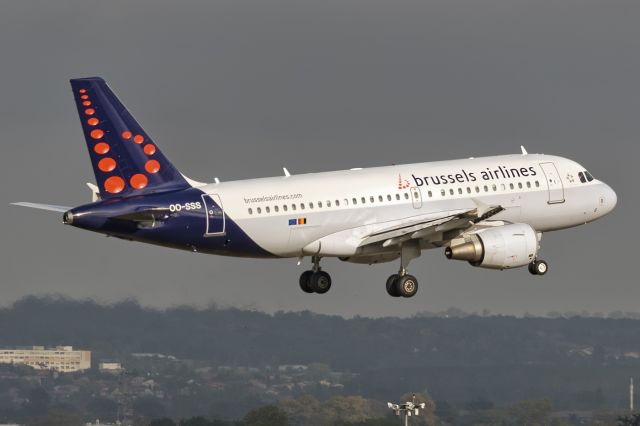 Airbus A319 (OO-SSS) - 25th Oct., 2016
