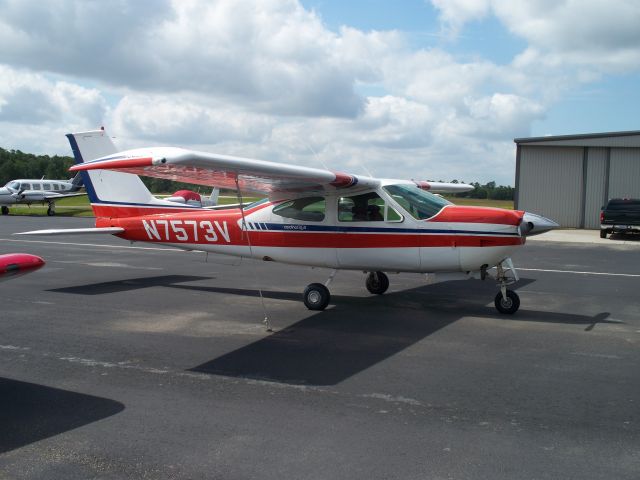 Cessna Cardinal (N7573V)