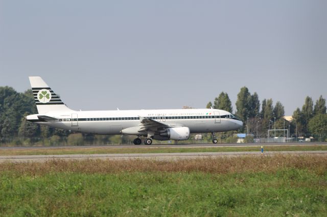 Airbus A320 (EI-DVM)