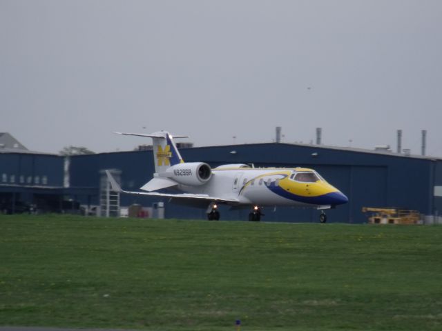 Learjet 60 (N929SR)