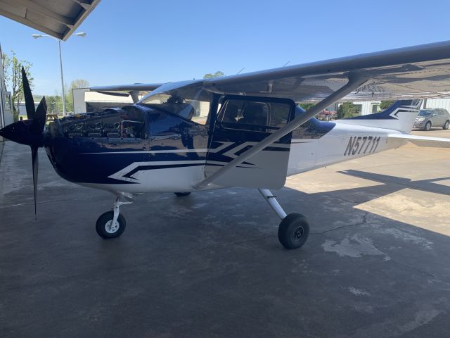 Cessna Skylane (N57711)