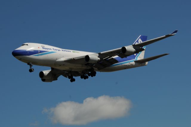 Boeing 747-200 (JA06KZ)