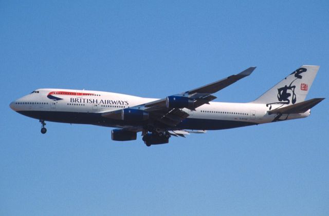 Boeing 747-400 (G-BYGE) - Final Approach to Narita Intl Airport Rwy34L on 2000/02/05