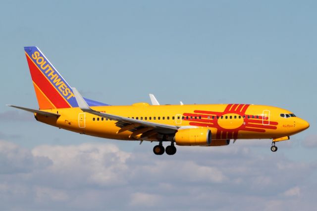 Boeing 737-700 (N781WN)