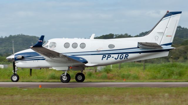 Beechcraft King Air 90 (PP-JGR)