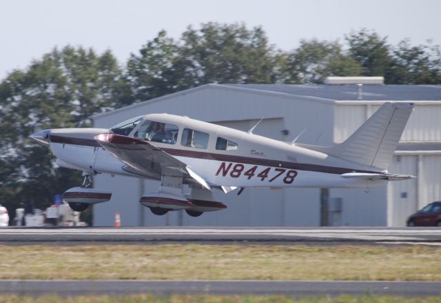 Piper Cherokee (N84478)