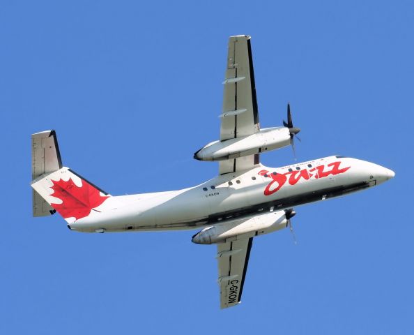 de Havilland Dash 8-100 (C-GKON) - Leaving rwy 7 for Montreal (CYUL).