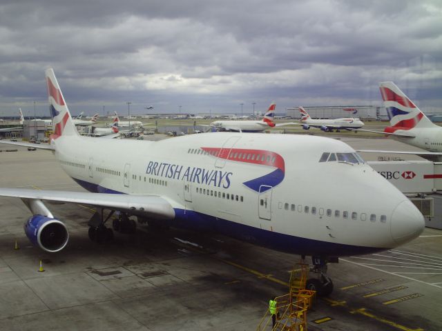 Boeing 747-400 (G-BNLV) - Taken at the Terminal 5 B gates - 23/06/2013.