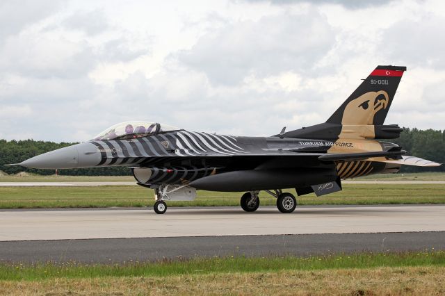 Lockheed F-16 Fighting Falcon (91-0011)