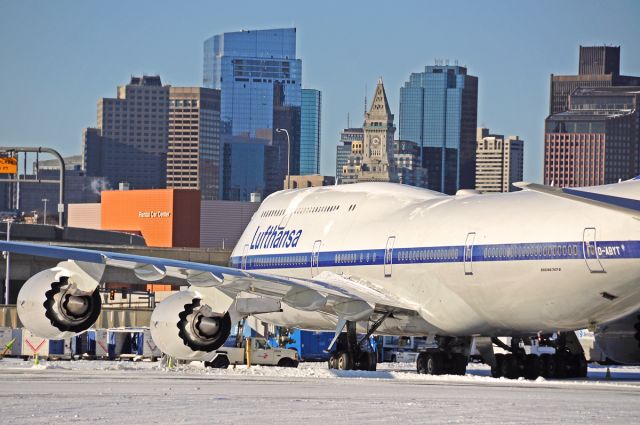 BOEING 747-8 (D-ABYT) - Lufthansa German Airlines Special Retro Livery